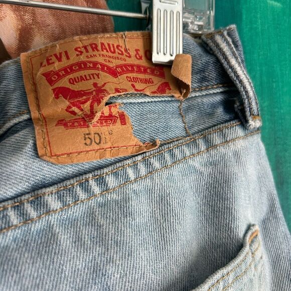 Levi's Tie-Dye Blue and White Relaxed Jeans 34" - Picture 12 of 16